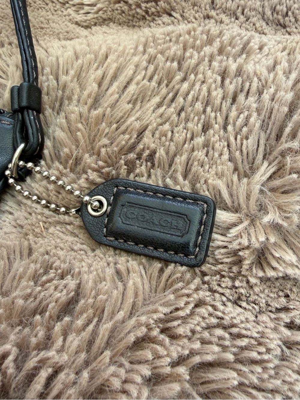 Vintage Coach Hamptons Soho Black Leather Wristlet Buckle Pocket Wallet Zip Y2K - Picture 9 of 11